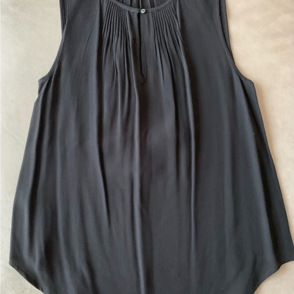 Madewell Sleeveless Black Keyhole Top Size S